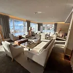 ホテル ル ブリストル ロイカーバート 4*