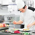 Отель Le Bristol Лойкербад