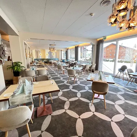 Otel Le Bristol 4*