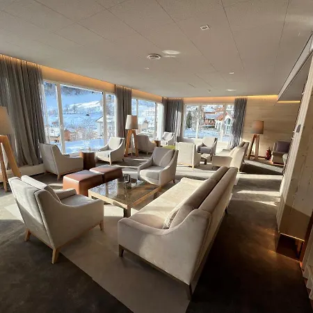 Otel Le Bristol 4*