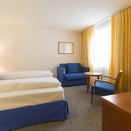 Le Bristol Otel