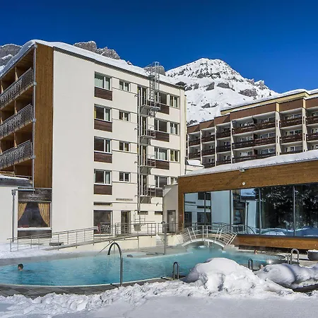 Le Bristol Otel
