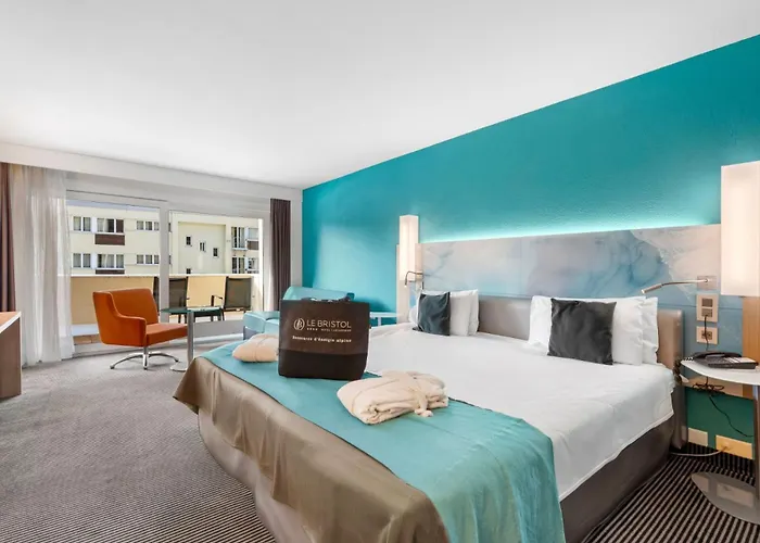Le Bristol