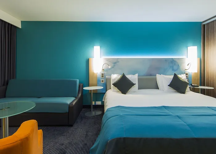 Le Bristol 4* לויקרבאד