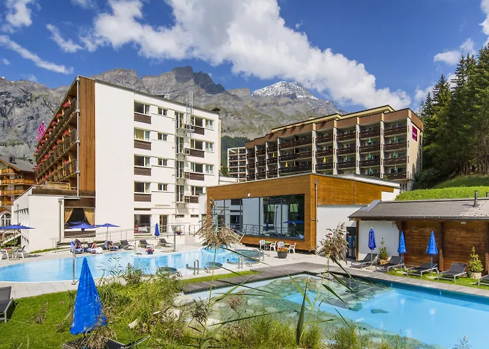 Le Bristol מלון 4*